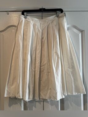 Zara White Cotton Pleated A-Line Skirt NWT - Size L